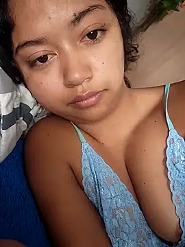 Snapshot of Peach_Girll chatting on 5, 12, 2025 Peach Girll online show from 5, 12, 2025