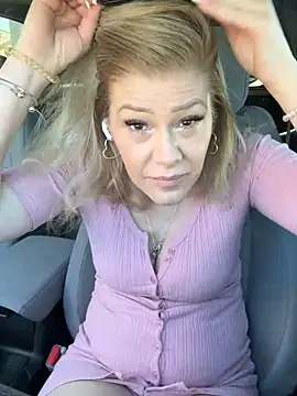 Snapshot of Lexi_Shocker chatting on 24, 2, 2025 Lexi Shocker online show from 24, 2, 2025