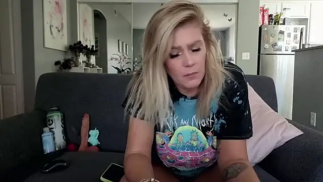 Snapshot of Lexi_Shocker chatting on 16, 9, 2025 Lexi Shocker online show from 16, 9, 2025