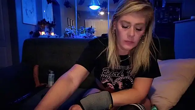 Snapshot of Lexi_Shocker chatting on 25, 9, 2025 Lexi Shocker online show from 25, 9, 2025
