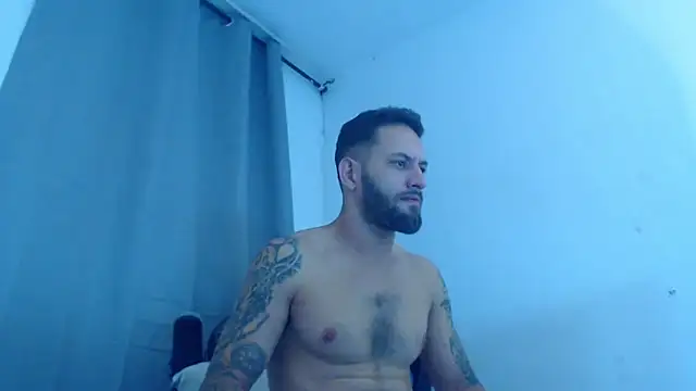 Snapshot of Oliverdrew_1 chatting on 25, 1, 2025 Oliverdrew 1 online show from 25, 1, 2025