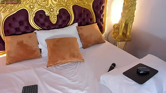 Dulce 26  online show from 22, 3, 2025