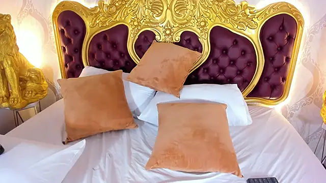 Dulce 26  online show from 11, 9, 2025