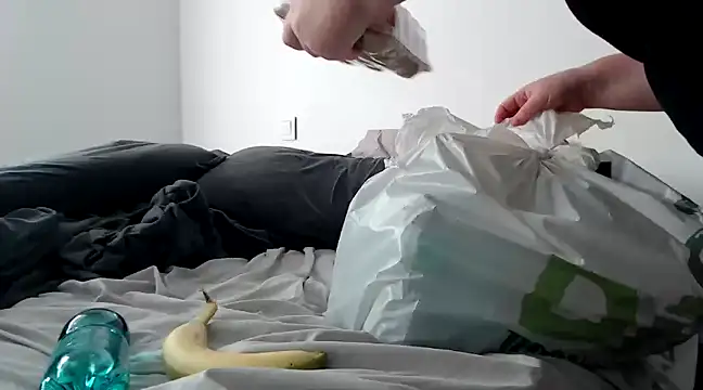 sweeti Em online show from 19, 3, 2025