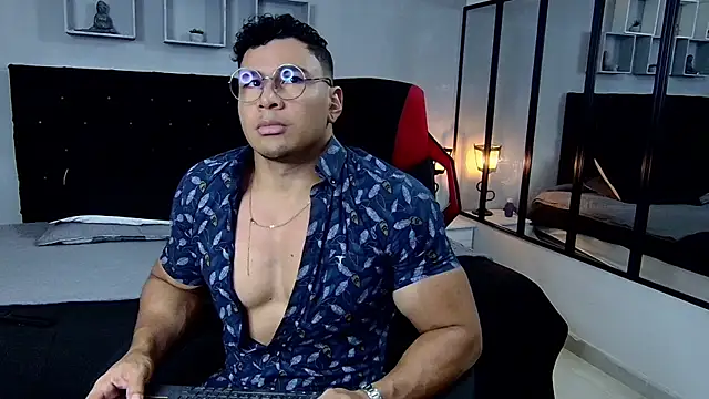 tyler hank01 online show from 5, 2, 2025