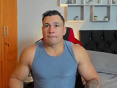 Snapshot of tyler_hank01 chatting on 24, 4, 2026 tyler hank01 online show from 24, 4, 2026