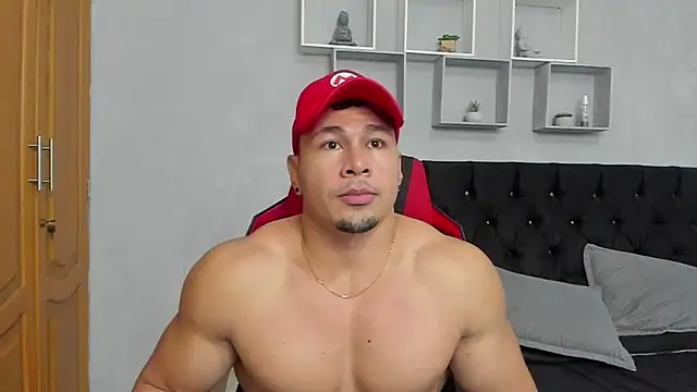 Snapshot of tyler_hank01 chatting on 30, 6, 2026 tyler hank01 online show from 30, 6, 2026