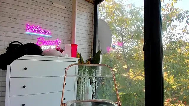 Britney Charm  online show from 22, 10, 2025