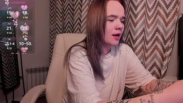SarahRomantic online show from 8, 4, 2026