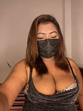  Cute ariana  online show from 9, 5, 2026