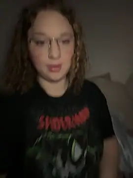 Snapshot of EmmieRae chatting on 19, 9, 2025 EmmieRae online show from 19, 9, 2025