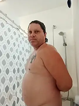 Snapshot of JGRisk chatting on 4, 11, 2025 JGRisk online show from 4, 11, 2025