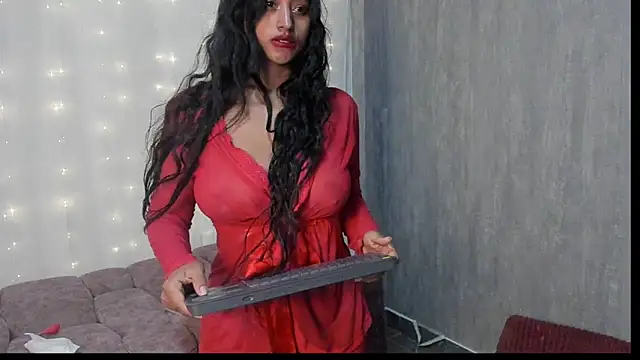 Valentinne z online show from 19, 1, 2025