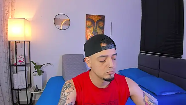 Snapshot of alejandro_calderon1 chatting on 7, 6, 2026 alejandro calderon1 online show from 7, 6, 2026