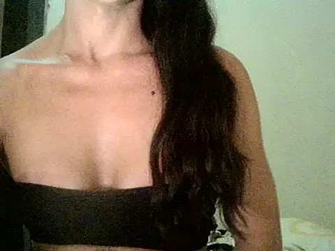 AlexiaDuucan online show from 2, 1, 2025