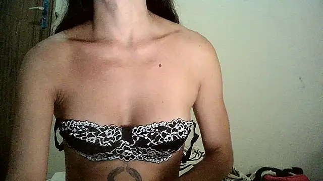 AlexiaDuucan online show from 10, 1, 2025