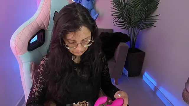 Kyomi chang online show from 12, 3, 2025