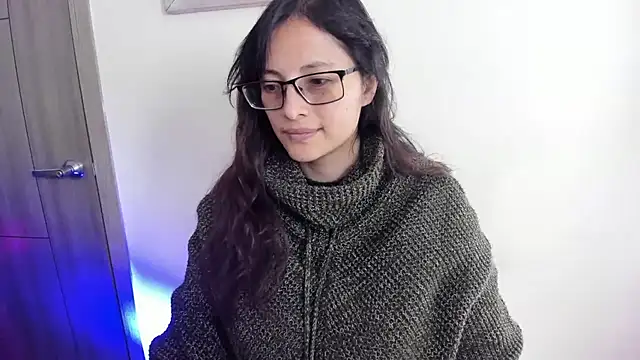 Snapshot of Kyomi_chang chatting on 6, 7, 2026 Kyomi chang online show from 6, 7, 2026