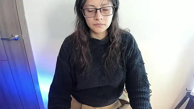 Snapshot of Kyomi_chang chatting on 9, 7, 2026 Kyomi chang online show from 9, 7, 2026