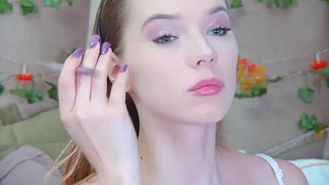 Snapshot of GentleRossi chatting on 11, 11, 2025 GentleRossi online show from 11, 11, 2025