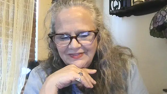 Snapshot of DestineeLoverGirl chatting on 11, 11, 2025 DestineeLoverGirl online show from 11, 11, 2025