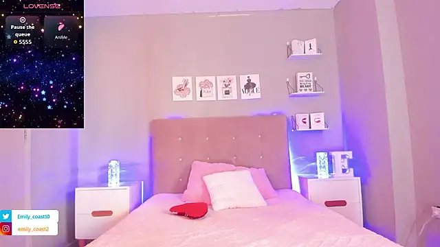 EmilyCoast-1 online show from 4, 3, 2026