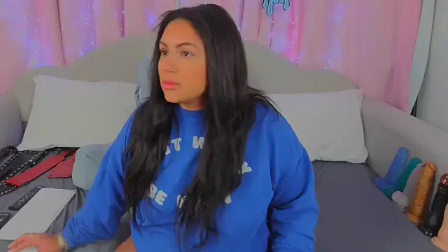 Snapshot of MeghanXO chatting on 20, 2, 2025 MeghanXO online show from 20, 2, 2025