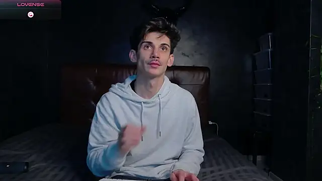 Snapshot of DanielCrush1 chatting on 13, 1, 2026 DanielCrush1 online show from 13, 1, 2026