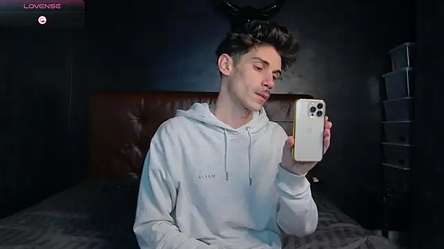 Snapshot of DanielCrush1 chatting on 15, 1, 2026 DanielCrush1 online show from 15, 1, 2026