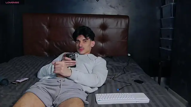 Snapshot of DanielCrush1 chatting on 31, 1, 2026 DanielCrush1 online show from 31, 1, 2026