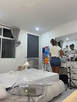stormyy  online show from 25, 6, 2026