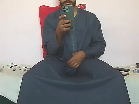 Snapshot of foxsanSs chatting on 13, 10, 2025 foxsanSs online show from 13, 10, 2025