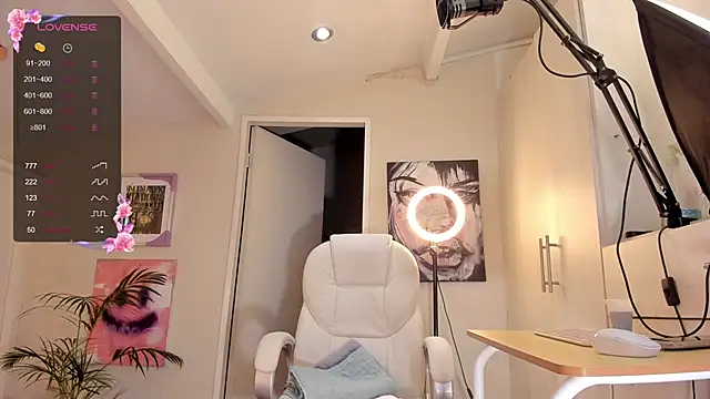 catalinasaiz online show from 10, 2, 2025