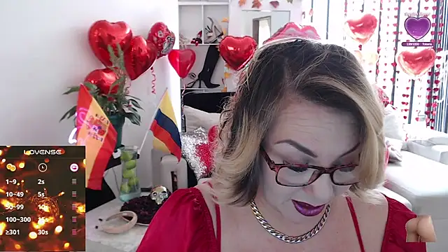 Snapshot of Myrnasexxx chatting on 14, 2, 2025 Myrnasexxx online show from 14, 2, 2025