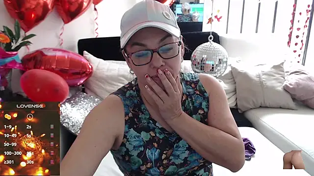 Snapshot of Myrnasexxx chatting on 18, 2, 2025 Myrnasexxx online show from 18, 2, 2025