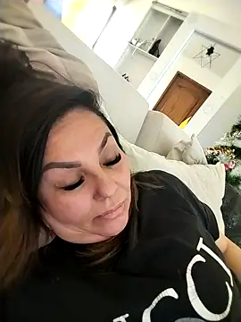 Snapshot of Myrnasexxx chatting on 8, 1, 2026 Myrnasexxx online show from 8, 1, 2026