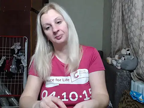 Snapshot of BustyBlond chatting on 19, 1, 2025 BustyBlond online show from 19, 1, 2025