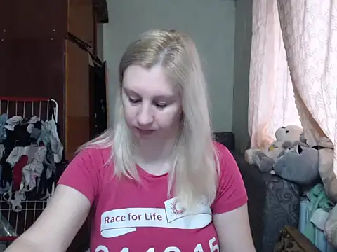 Snapshot of BustyBlond chatting on 27, 1, 2025 BustyBlond online show from 27, 1, 2025