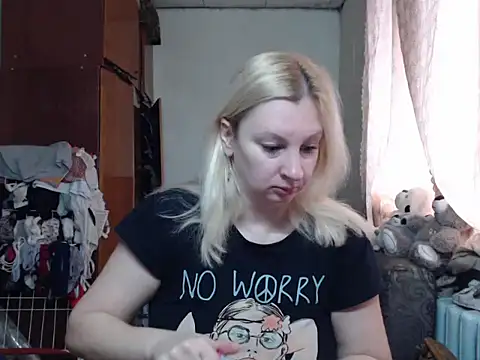 Snapshot of BustyBlond chatting on 8, 2, 2025 BustyBlond online show from 8, 2, 2025