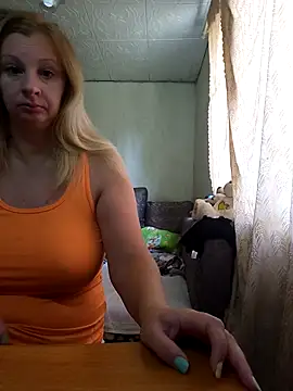 Snapshot of BustyBlond chatting on 24, 9, 2025 BustyBlond online show from 24, 9, 2025