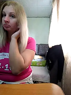Snapshot of BustyBlond chatting on 12, 10, 2025 BustyBlond online show from 12, 10, 2025