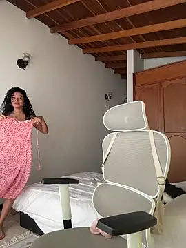 GabriSaenz online show from 3, 4, 2026