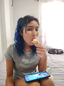 Snapshot of SAT--SU_U chatting on 28, 11, 2025 SAT--SU U online show from 28, 11, 2025