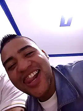 EISONREINA11 online show from 26, 9, 2025