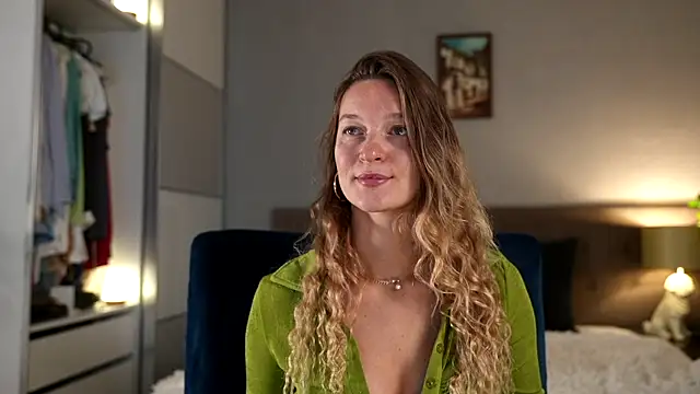 Snapshot of Special___ chatting on 26, 9, 2025 Special    online show from 26, 9, 2025