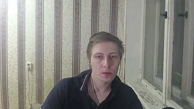 Snapshot of darienlarge chatting on 13, 2, 2025 darienlarge online show from 13, 2, 2025