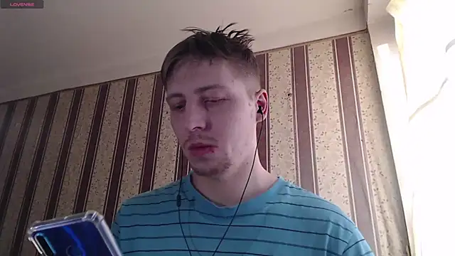 Snapshot of darienlarge chatting on 25, 2, 2025 darienlarge online show from 25, 2, 2025