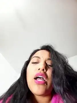 Snapshot of marypaula chatting on 3, 12, 2025 marypaula online show from 3, 12, 2025