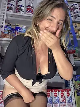 Snapshot of sammyqueenx21 chatting on 11, 2, 2025 sammyqueenx21 online show from 11, 2, 2025