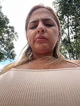 Snapshot of sammyqueenx21 chatting on 16, 3, 2025 sammyqueenx21 online show from 16, 3, 2025